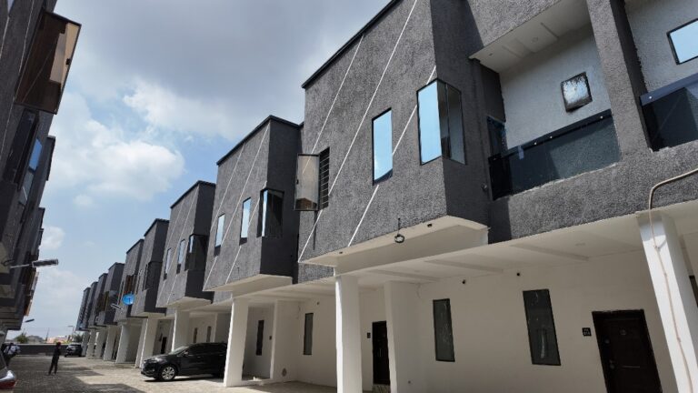 DaneVilleHomes Location; Ajah/lekki , General paint Units; 20 units Property type; 4bed Terrance Title document; building approval and Governor’s consent…. All documents Available
